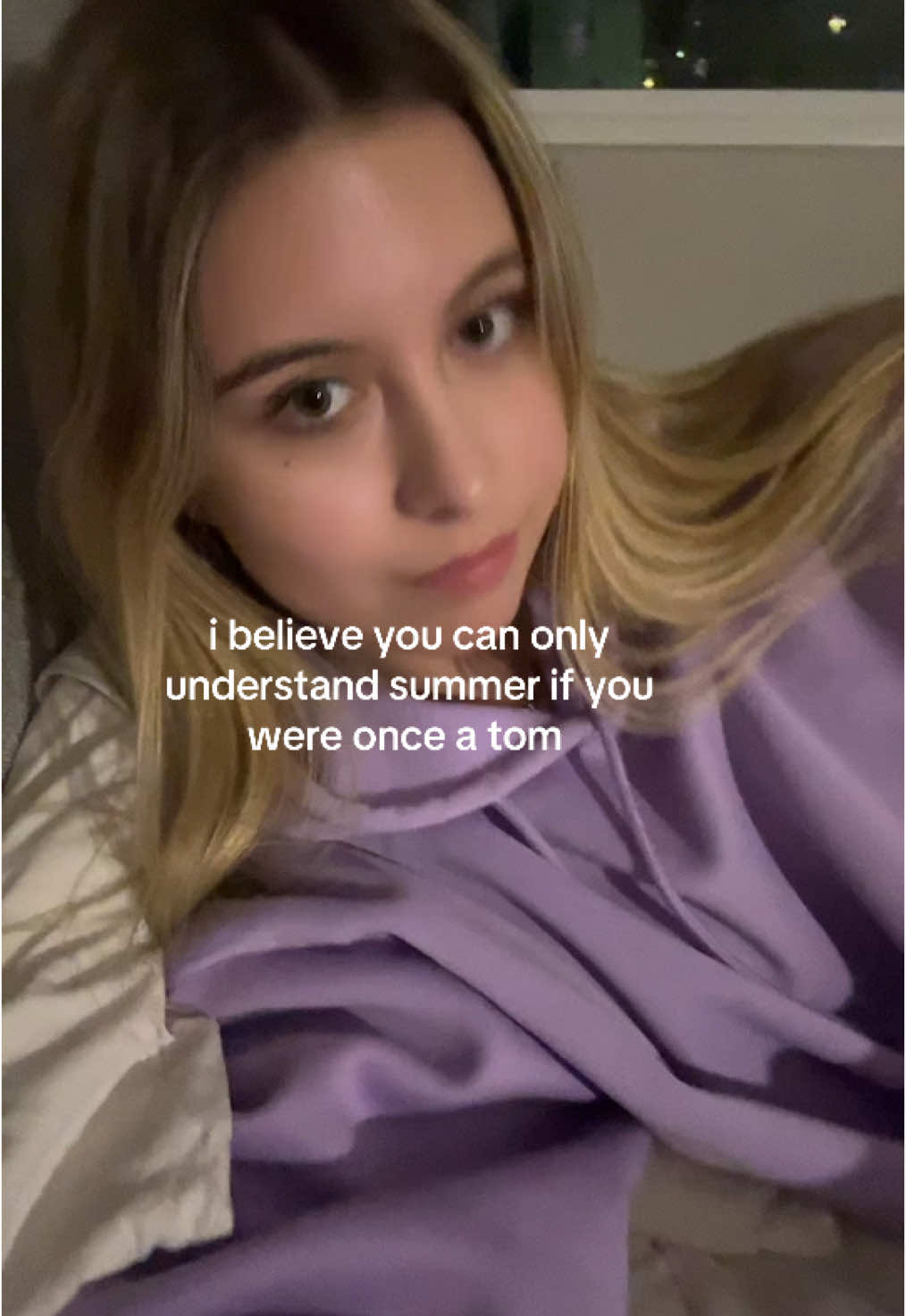 @rosyveeee