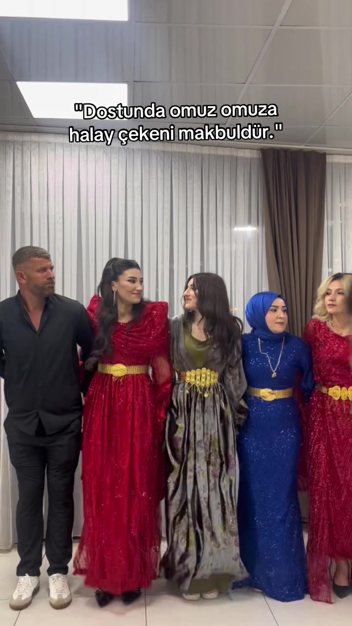 @☆ 𝐑𝐄𝐍𝐆İ𝐍 ☆