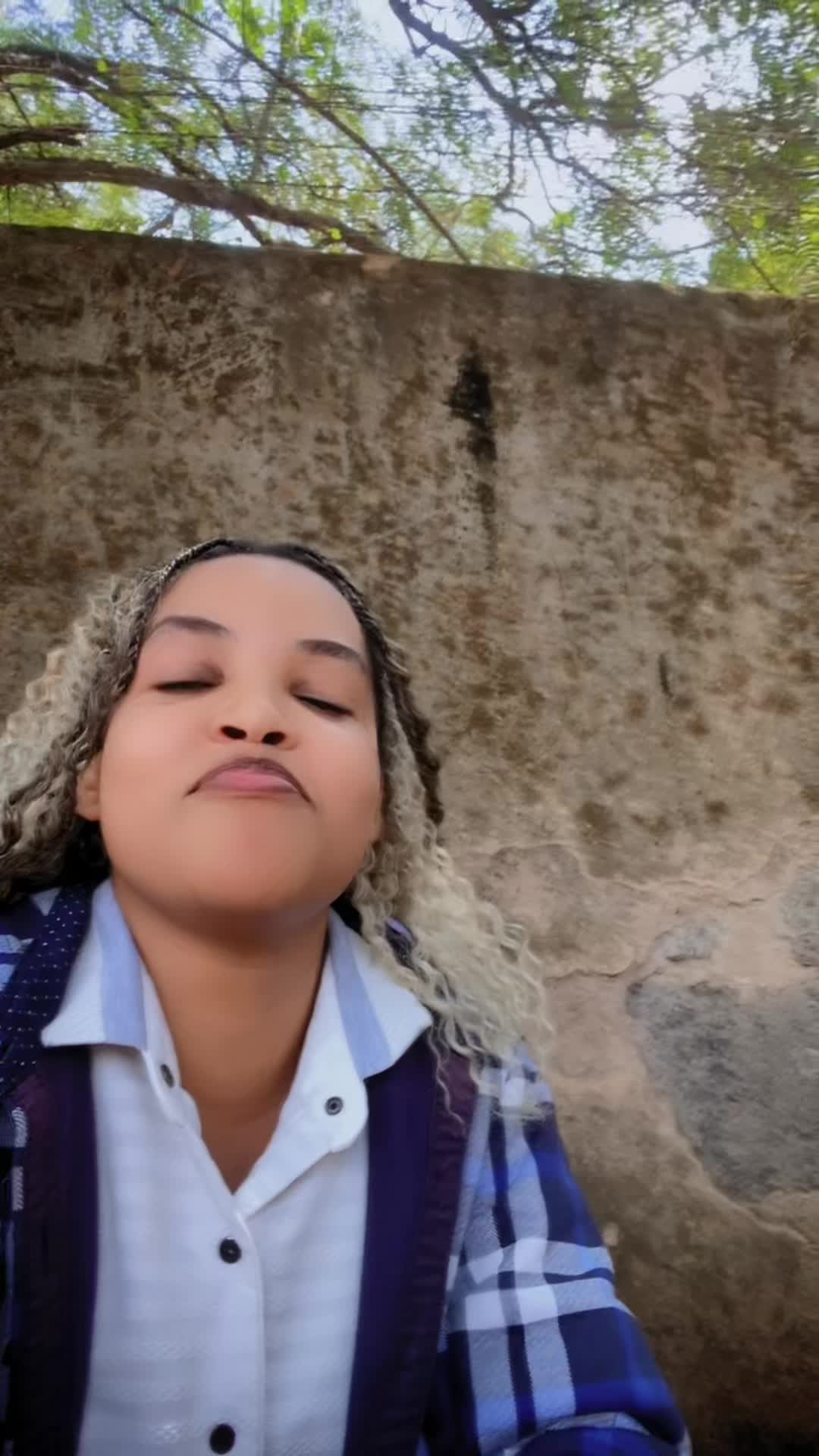 @Annu smiling girl🤩