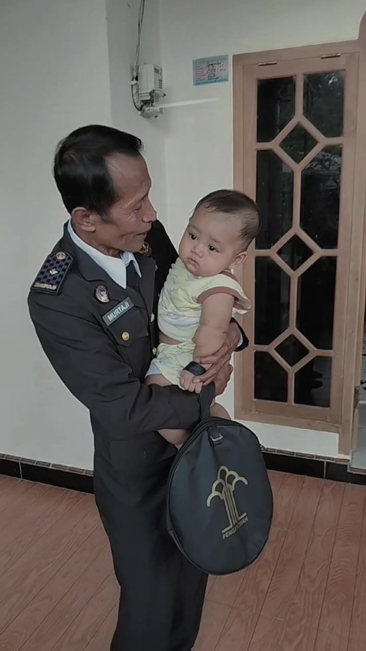 @Cha_ichaa