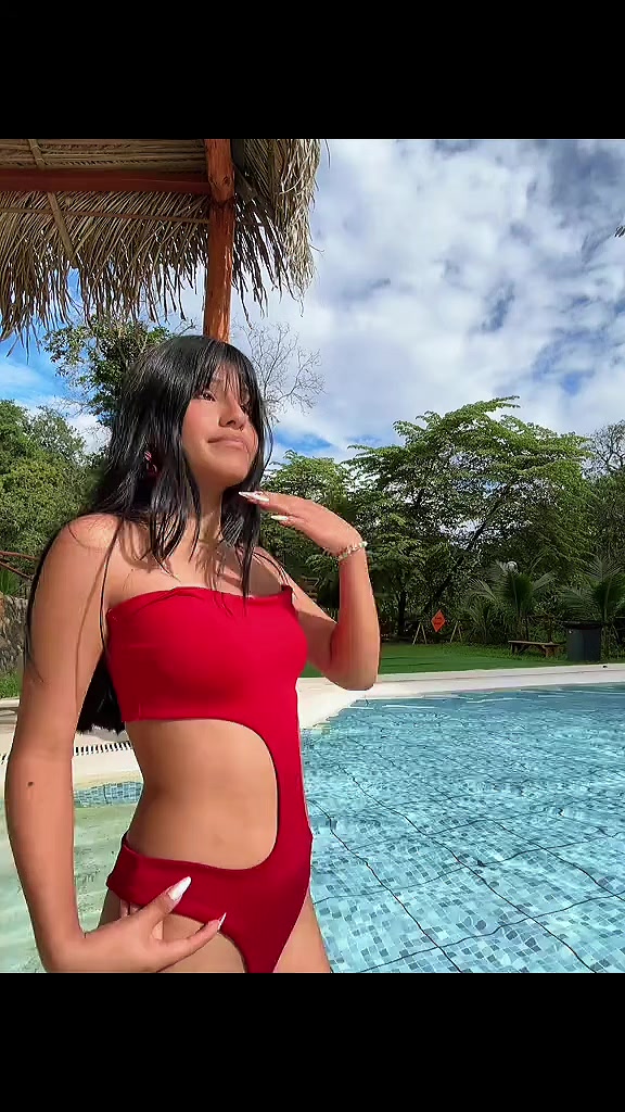 @Melina CC 99