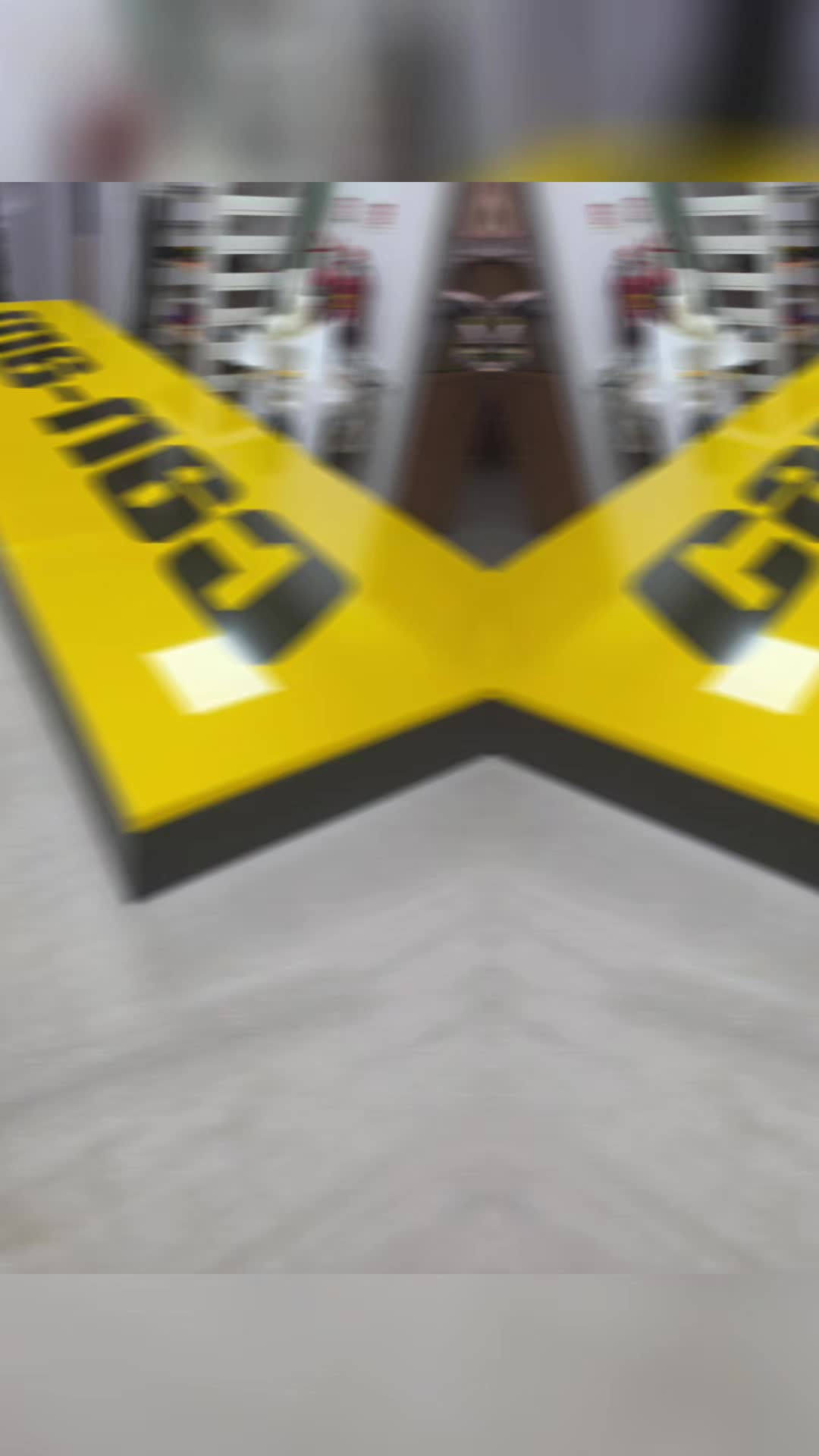 @Blu Banana Graphics