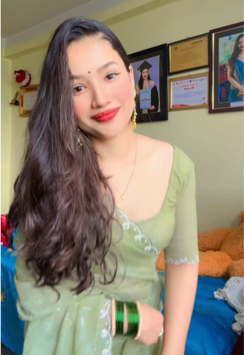 @Jharana✨