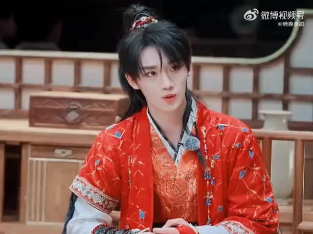@鑫鑫• Theo Ánh Sao Sáng Mãi