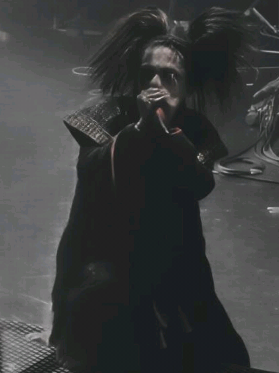 @DEVILOOF