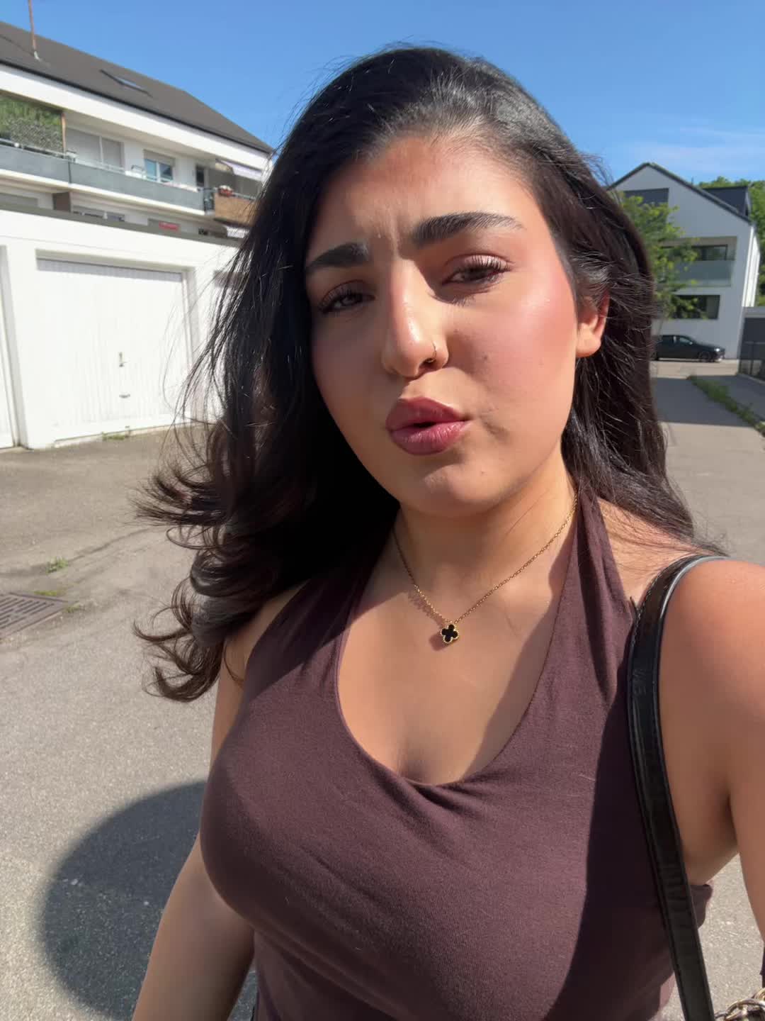 @𝟔𝟐