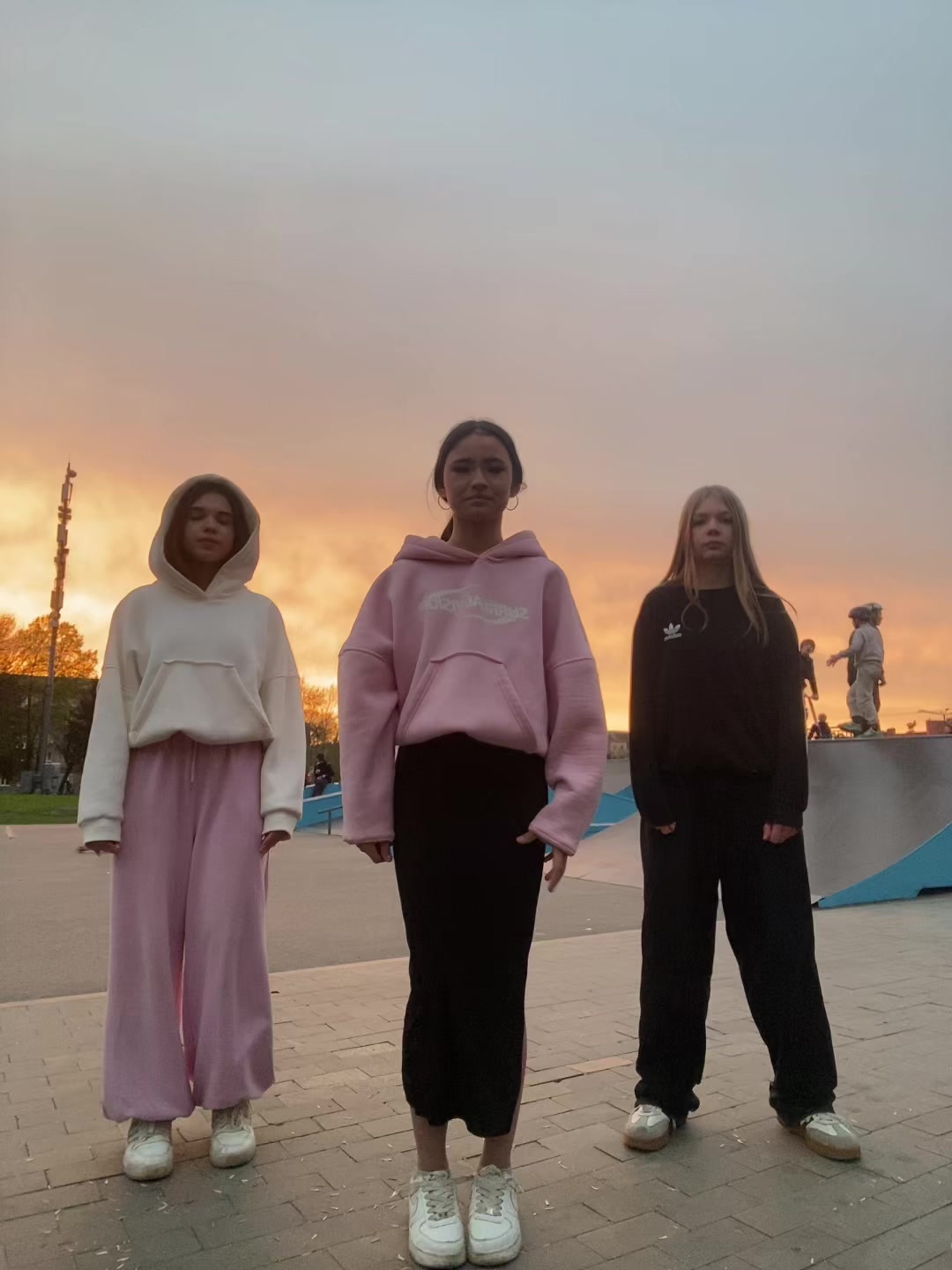 @тляшева