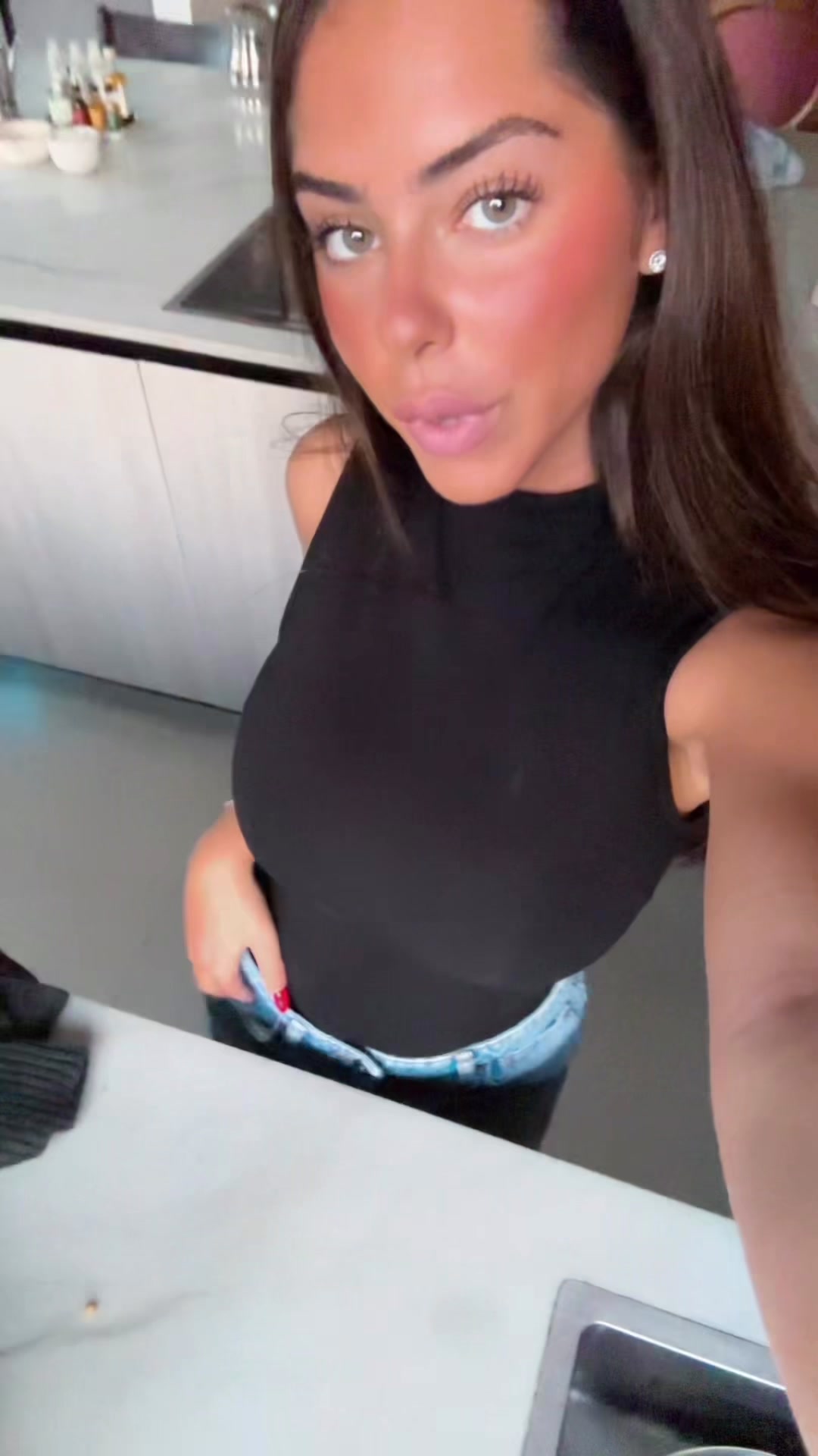 @ellaprivet____