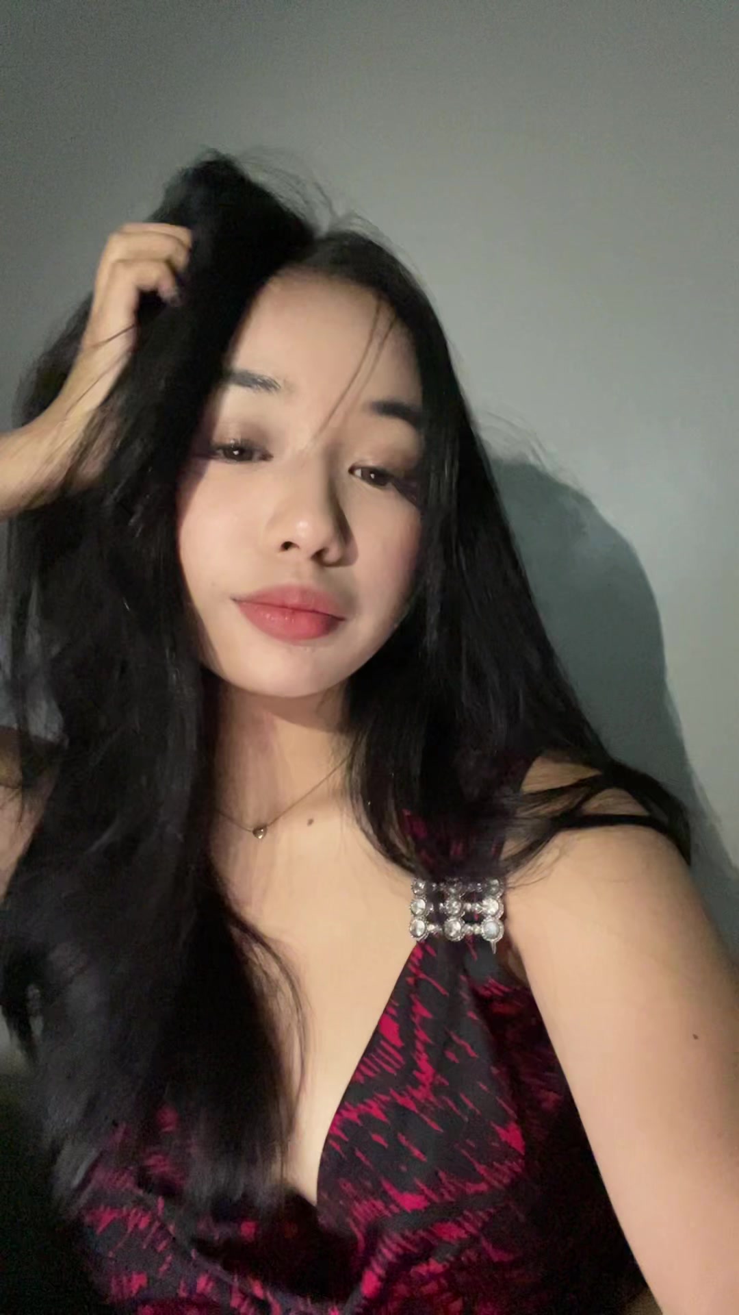 @T