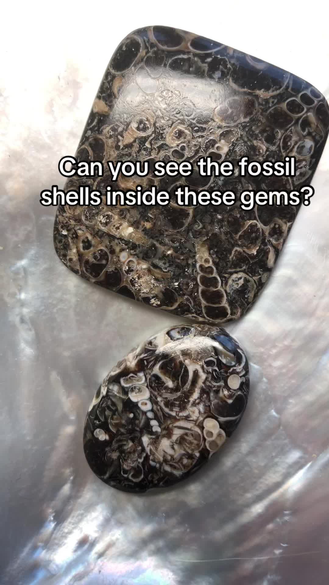 @nikmakcrystals