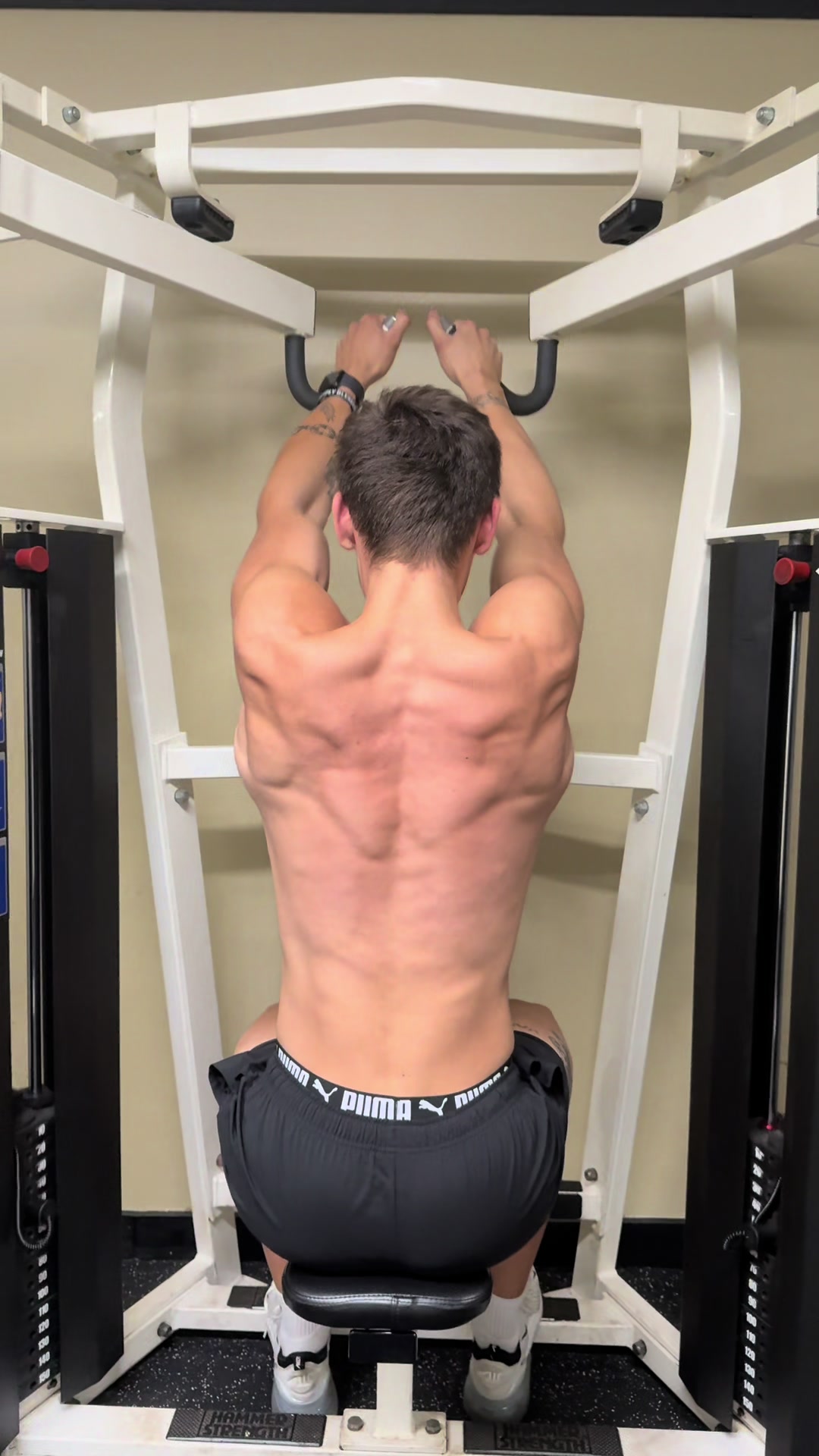 @Cy_liftz