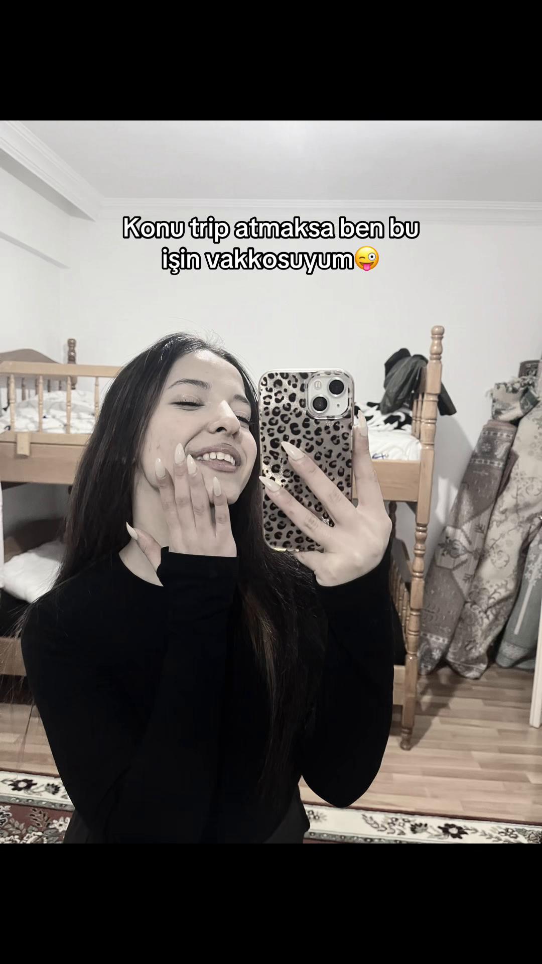 @C'🕷️