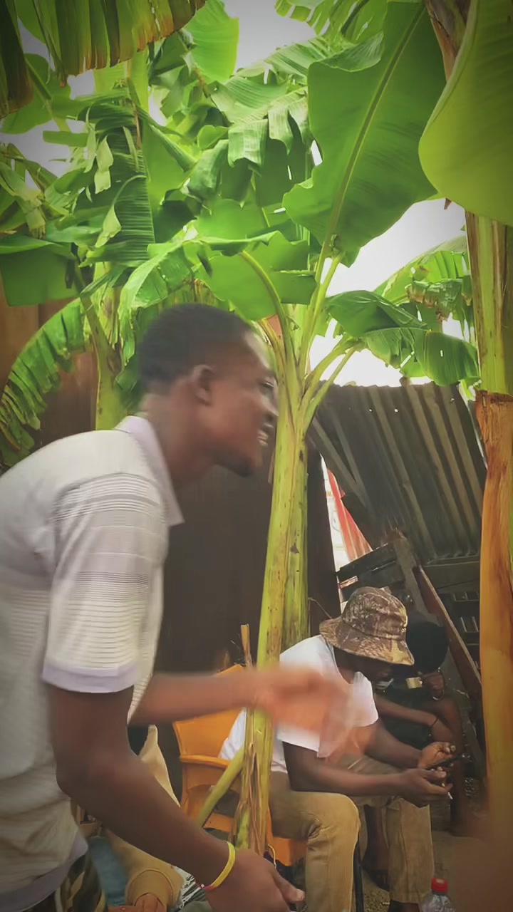 @★彡[LIL-POUNDS🇬🇭]彡★