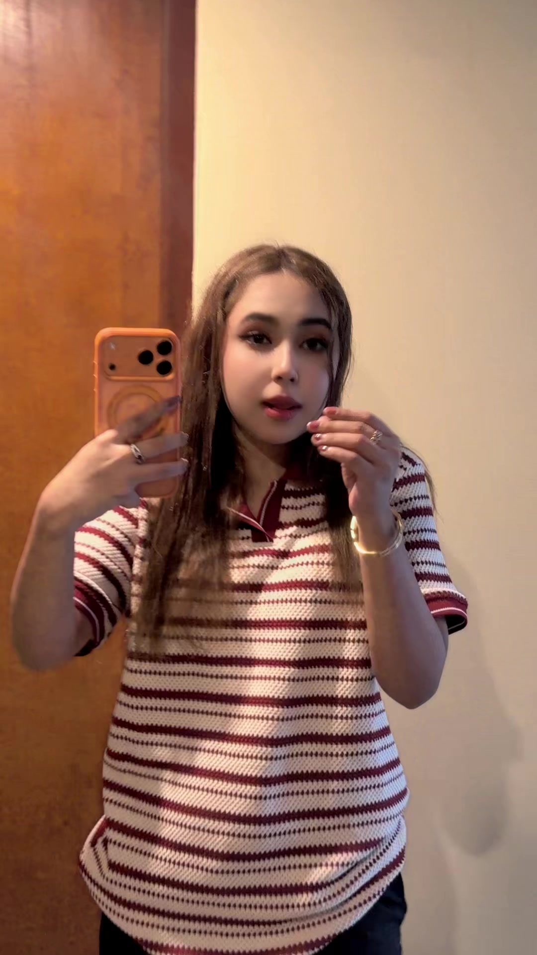 @xshaya×