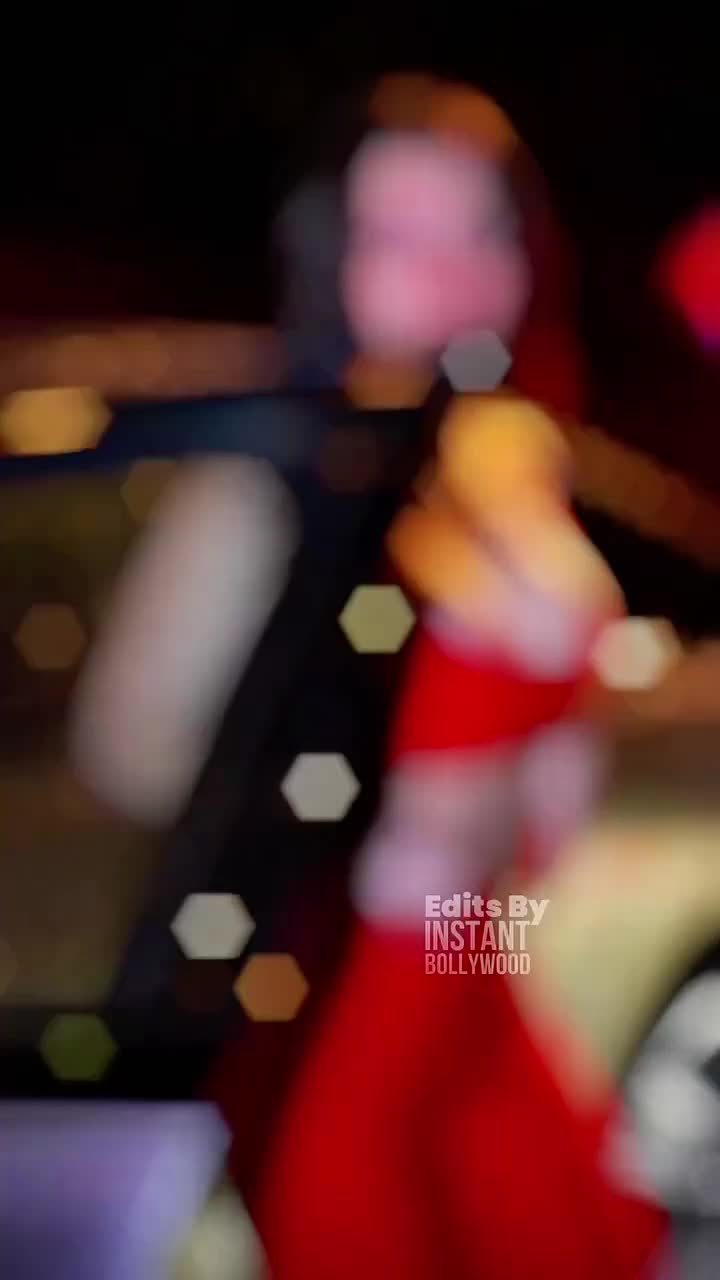 @🌸 𝓫𝓸𝓵𝓵𝔂 𝓿𝓲𝓫𝓮𝓼