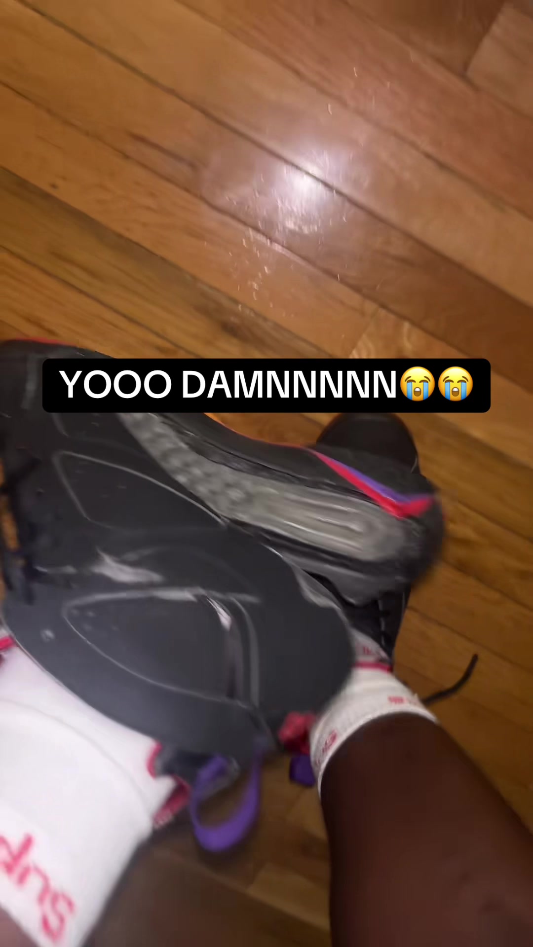 @B/R Kicks