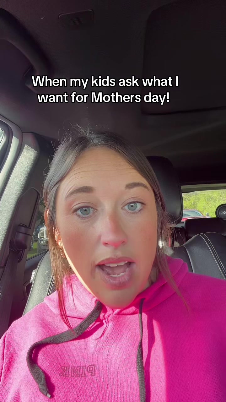 @KaylaJean