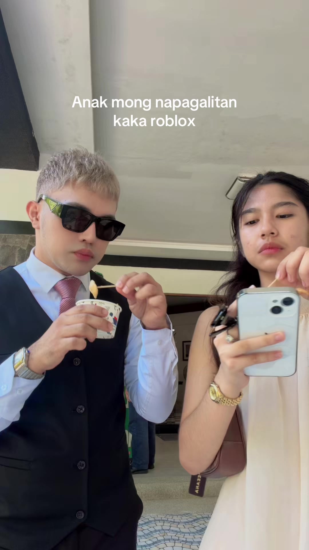 @𝐌𝐫.𝐁𝐥𝐢𝐧𝐤𝐆𝐥𝐨𝐰