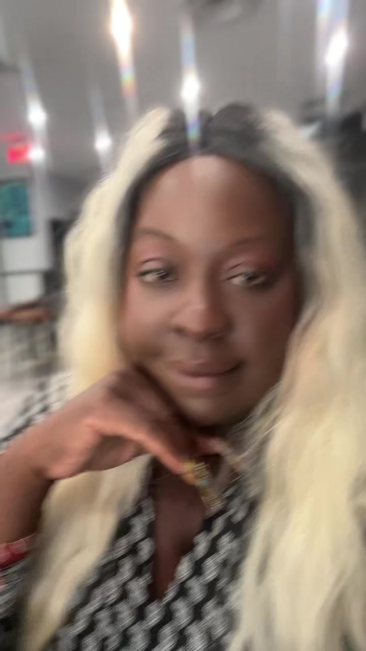 @newswithb