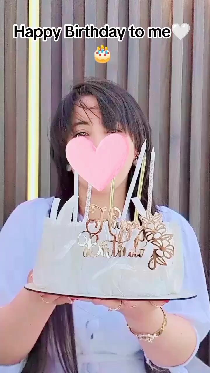 @🐺@ẸĹ_ṂỖǗŜĮBÃ_23🥷🏻