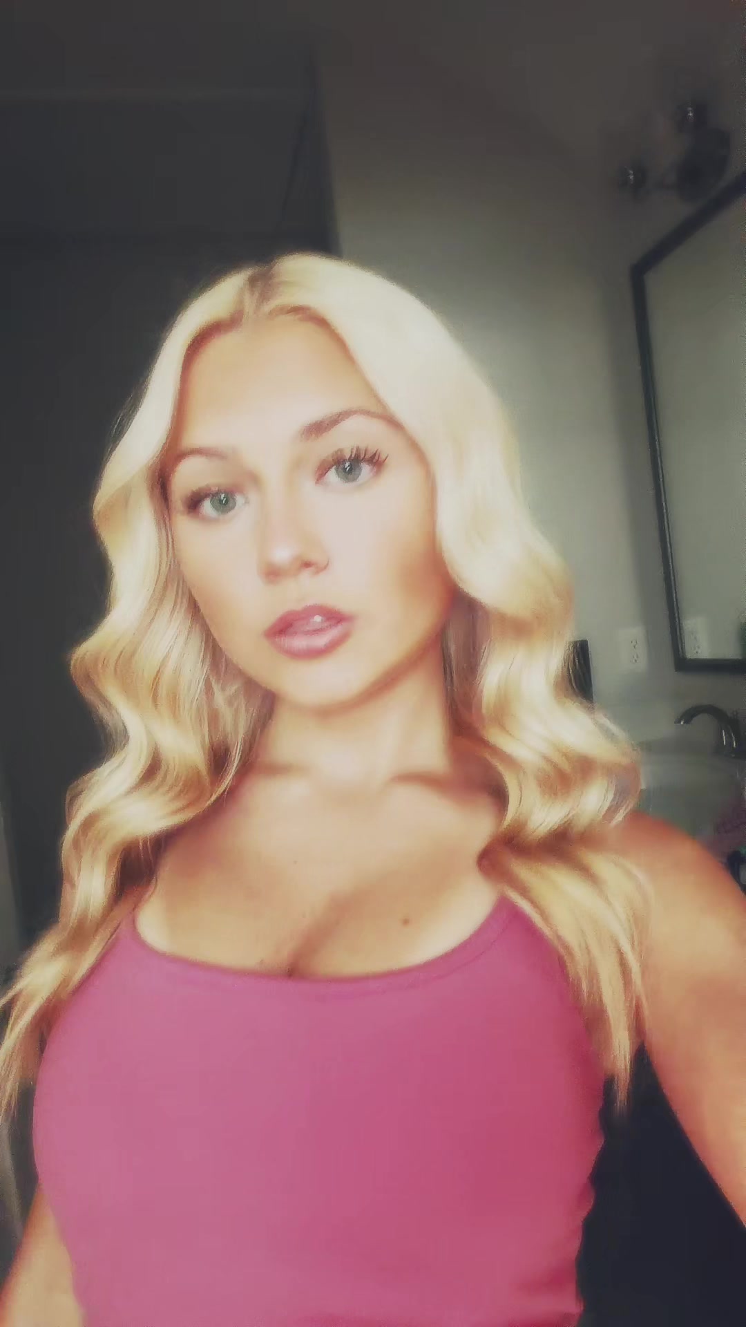 @𝐋𝐄𝐗𝐈𝐄 𝐏𝐄𝐑𝐑𝐘