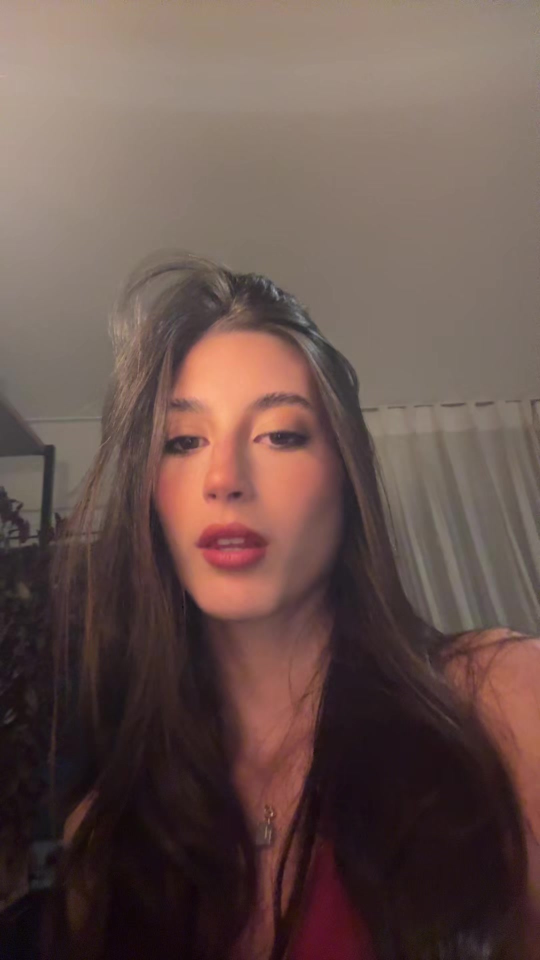 @isamenegheli