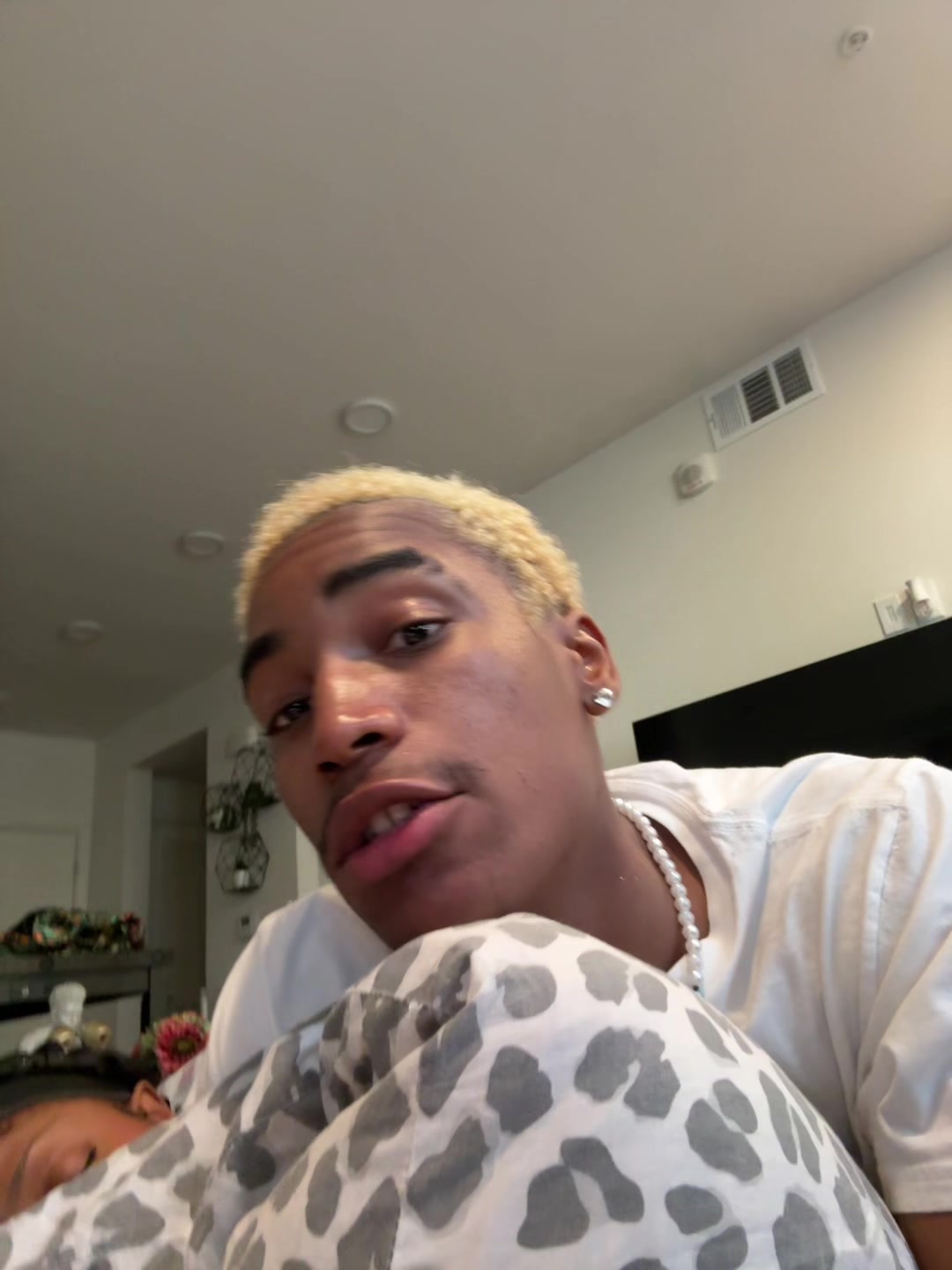 @kameronn