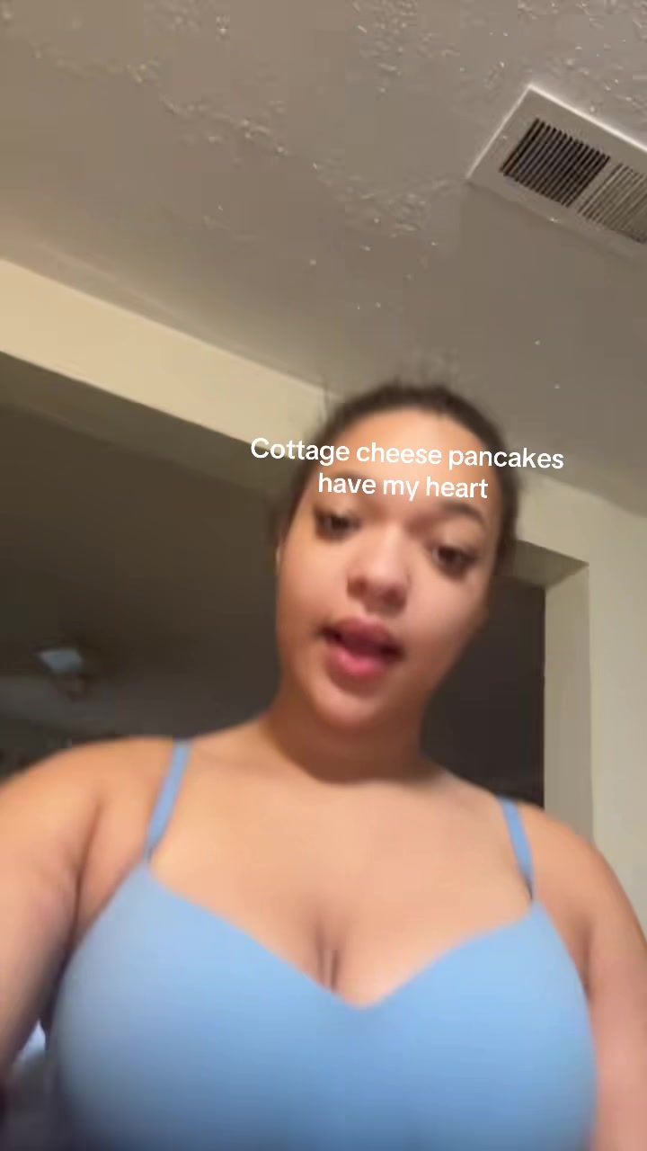 @Mona𝐿𝒾𝓈𝒶