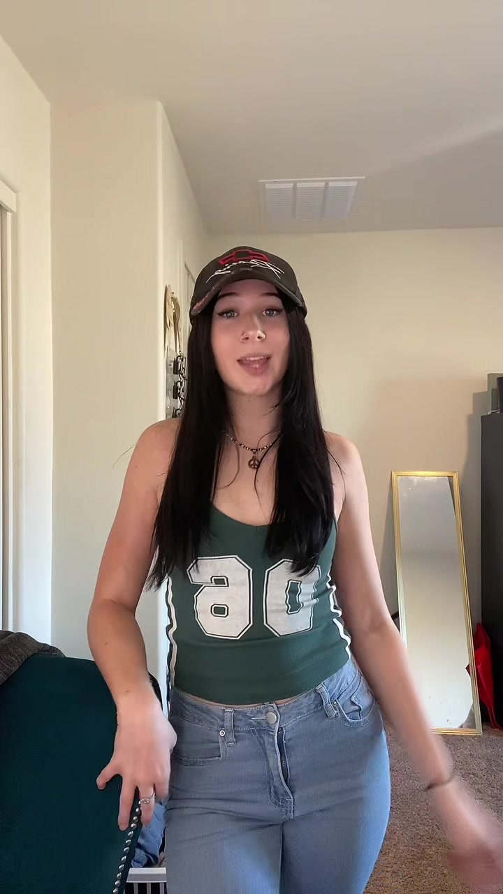 @Trapqueenlivss