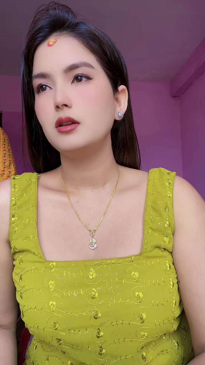 @🧿Saru Khadka 🧿