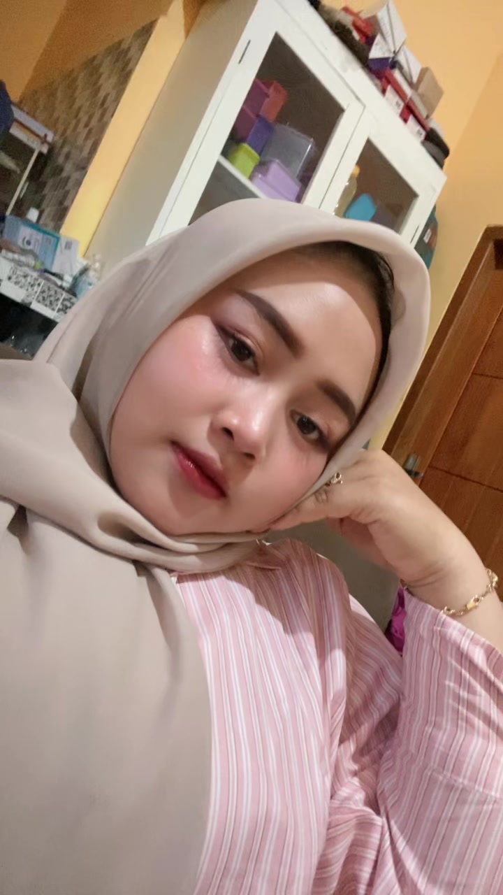 @ahonggg_