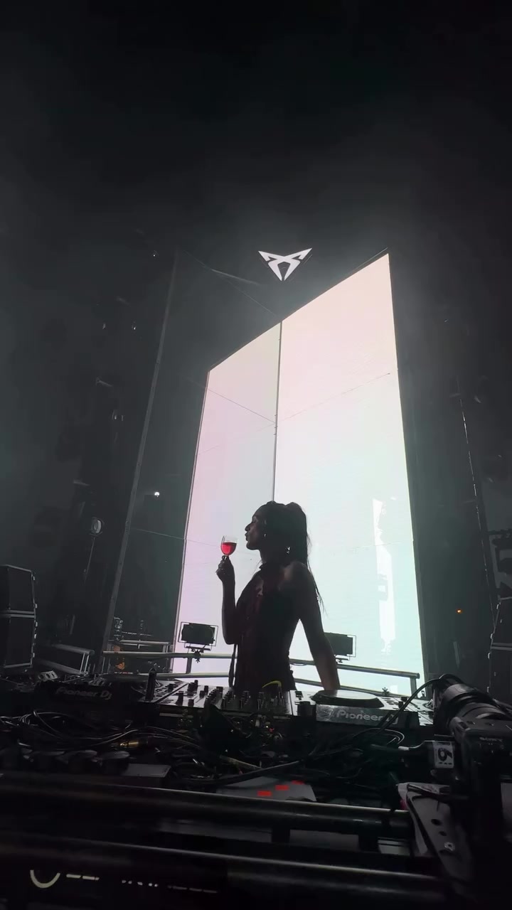 @Arca