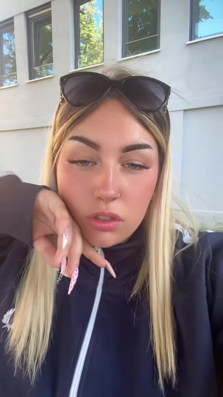 @lauraa.lya