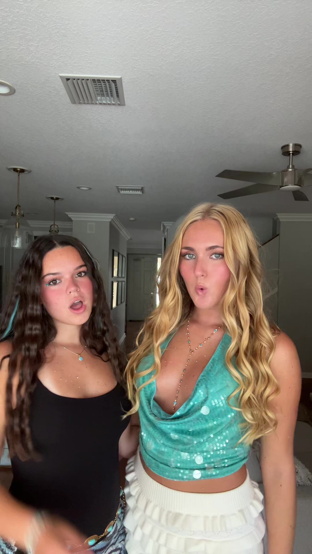 @Sasha._.08