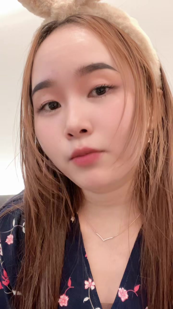 @@ade🦋