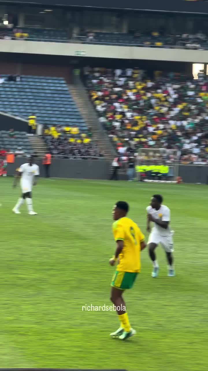 @#ORLANDO PIRATES FAN$