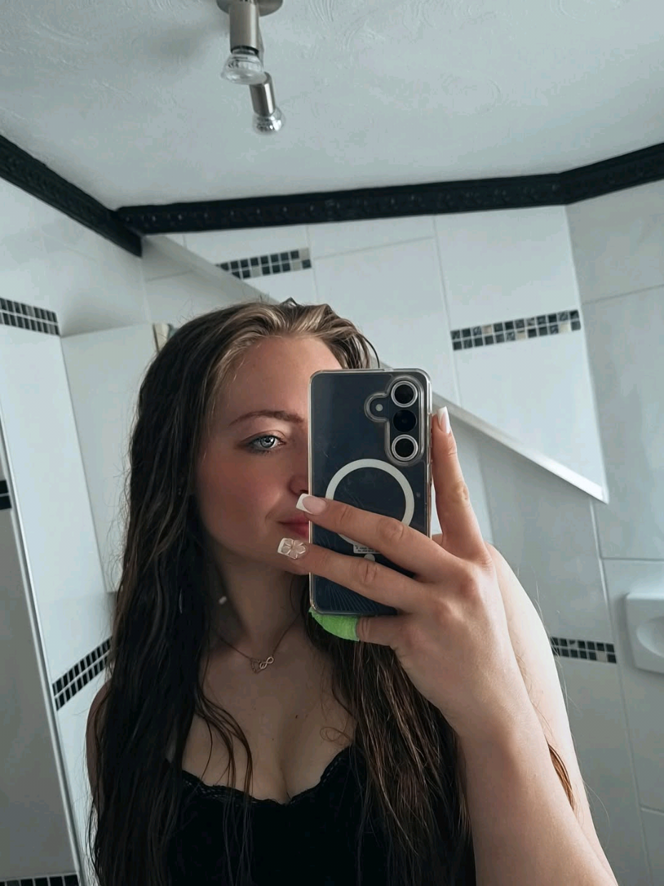 @vivi🥰