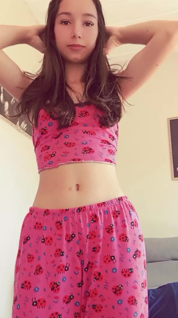 @Mirela Cristina💫