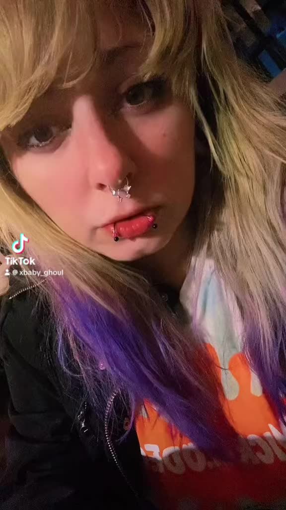 @xbaby_ghoul