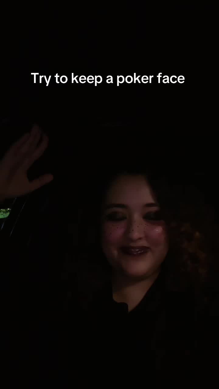 @xox_nerdynikki_xox
