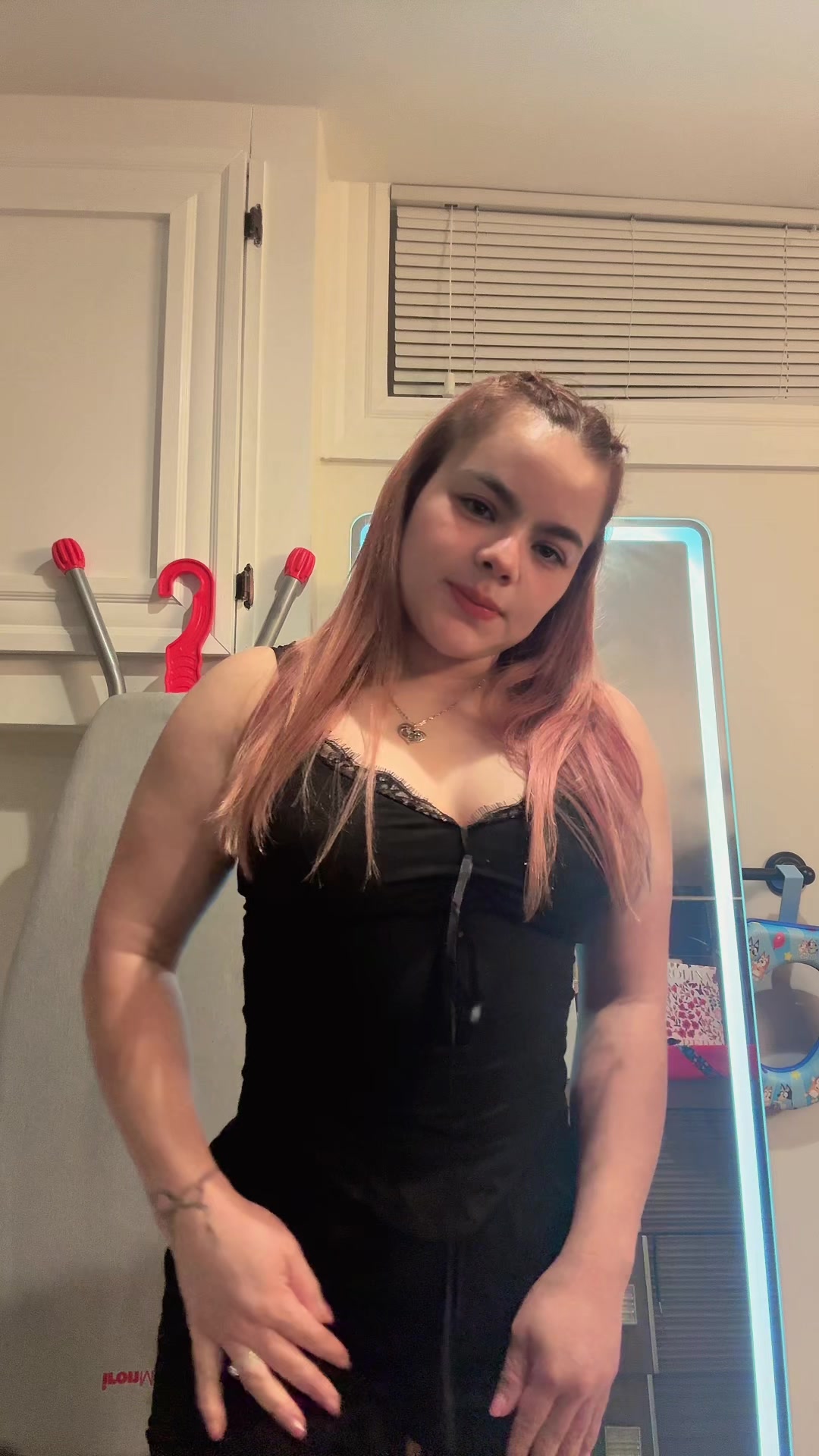 @Bella Leiva