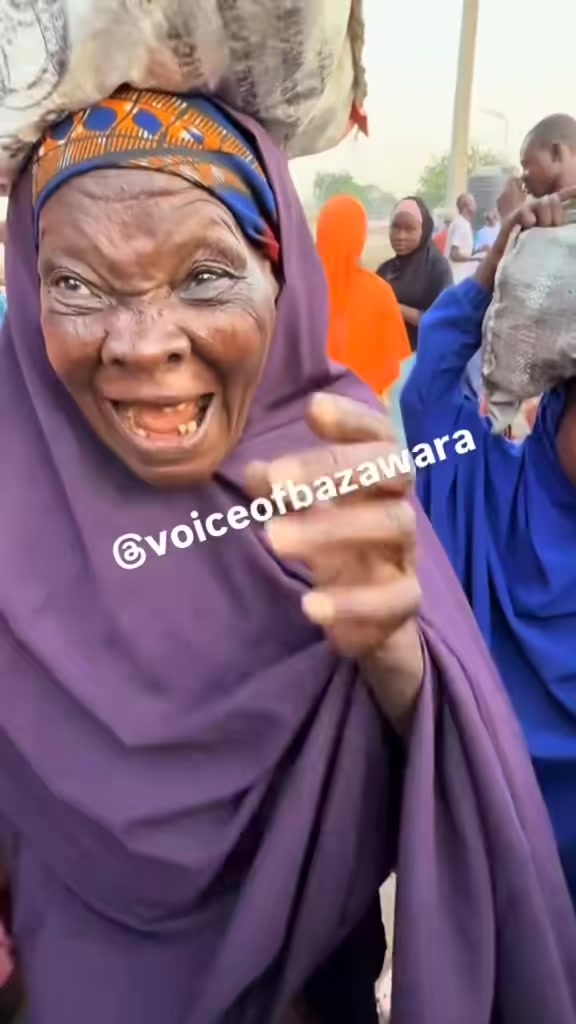 @SIRAJO ZAKARI 111