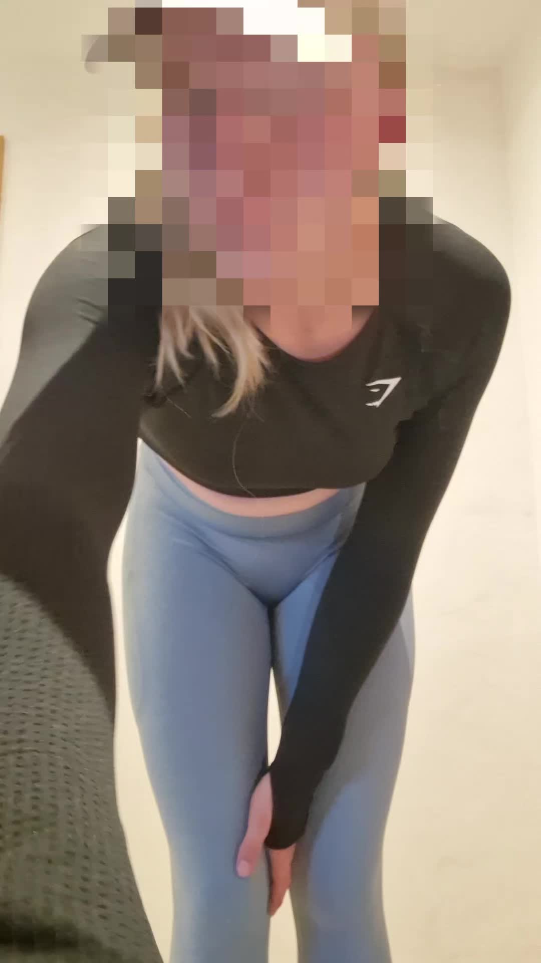 @Frieda_