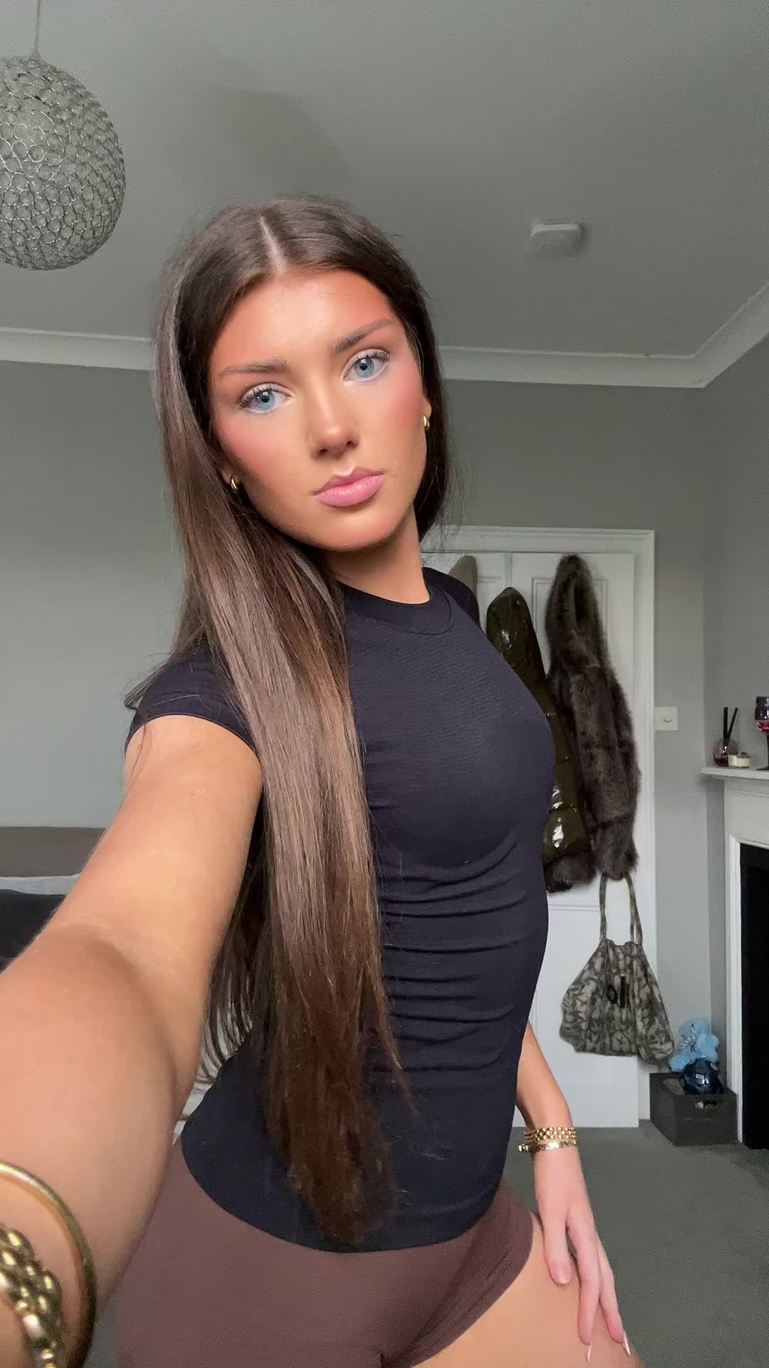 @ᴇᴠɪᴇ
