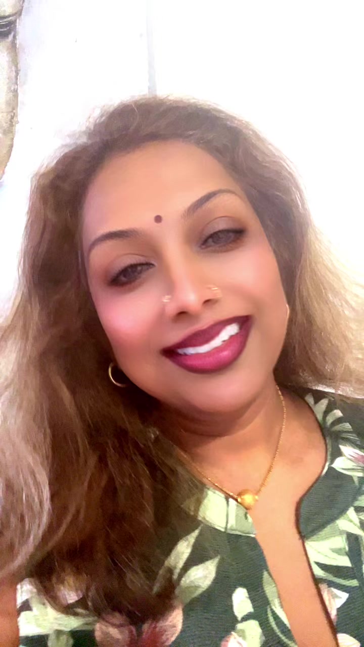 @Shobananava🇨🇦🇱🇰🇸🇬🇳🇬
