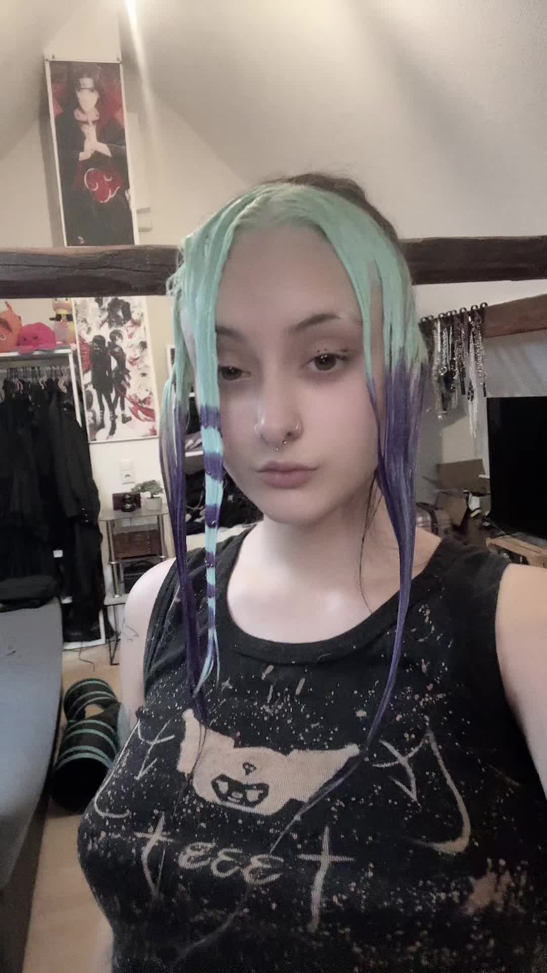 @Angie⛓🖤