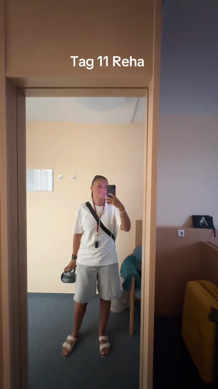 @Einfach.Ari