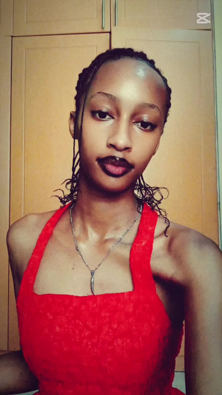@I'm just a girl๐๐