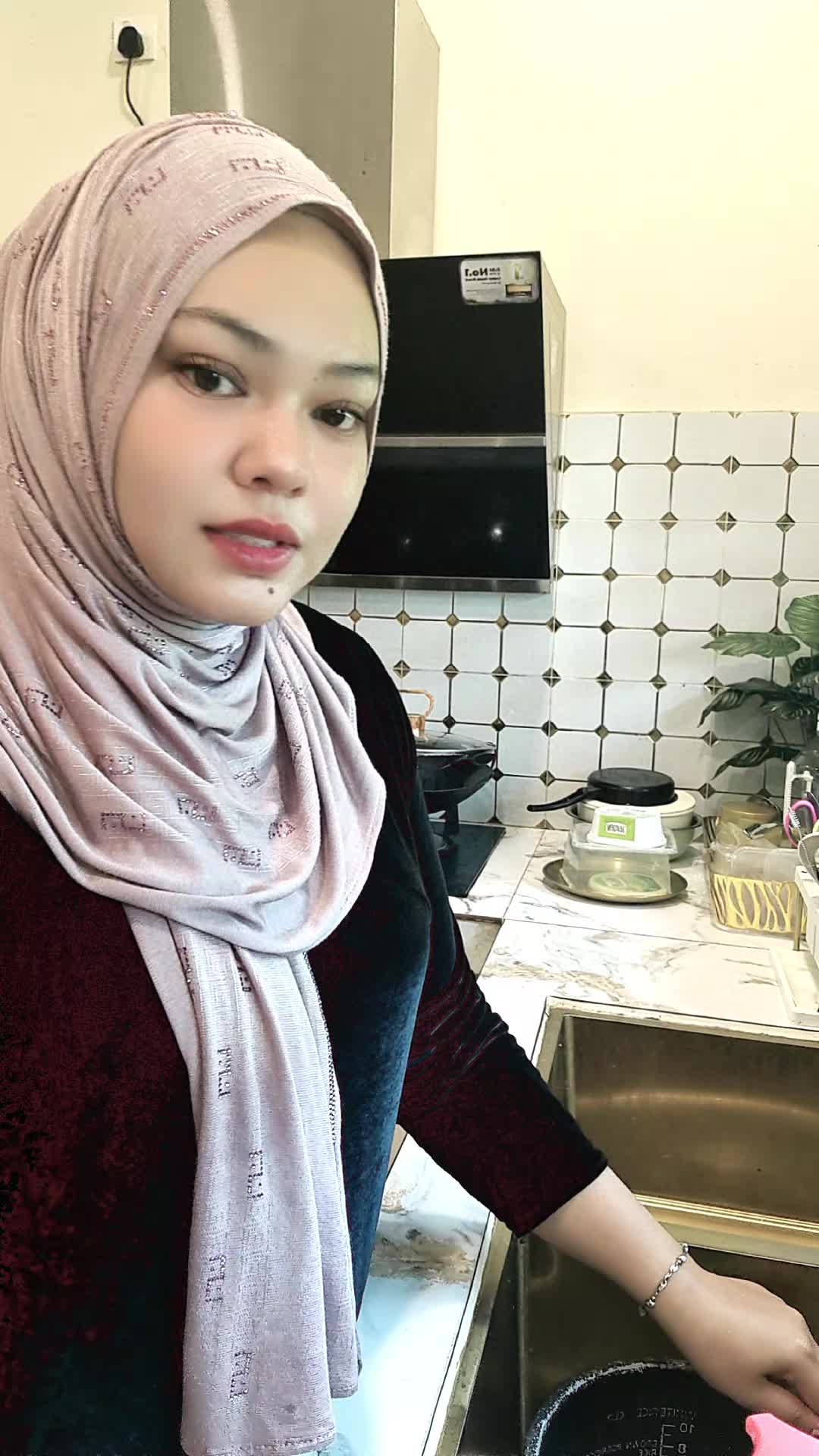 @Bilis menangis viral