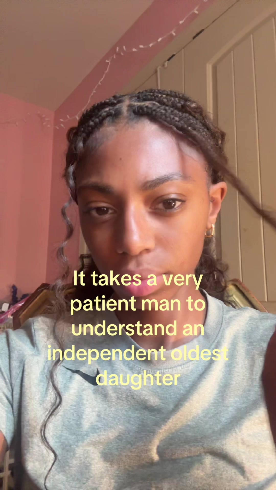 @shaniya ᥫ᭡.